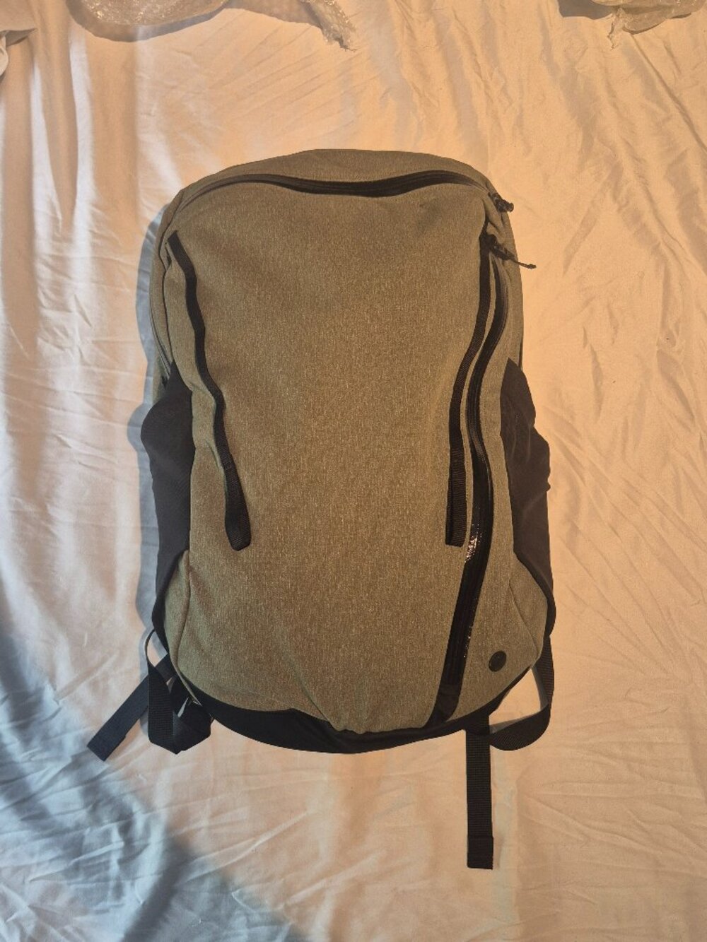 Lululemon Core Backpack 2.0 Heathered Olive Colour